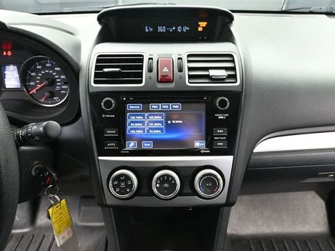 Used 2015 Subaru Crosstrek 2.0i Premium AWD/4WD image 28