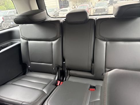 Used 2025 Ford Expedition Active image 15