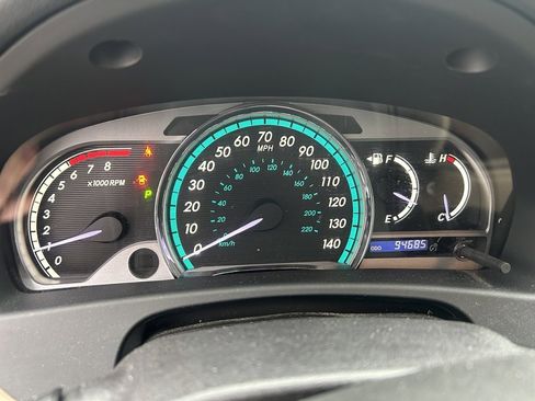 Used 2015 Toyota Venza XLE image 19