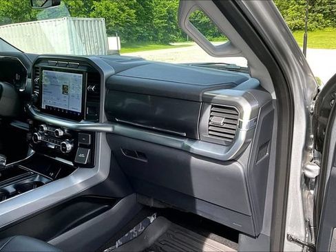 Used 2023 Ford F150 Lariat w/ Trailer Tow Package AWD/4WD image 16