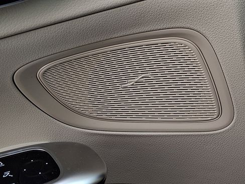 New 2026 Mercedes-Benz C 300 4MATIC Sedan image 15