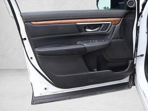 Used 2020 Honda CR-V Touring image 12