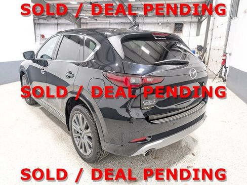 Used 2025 MAZDA CX-5 Signature AWD/4WD image 5