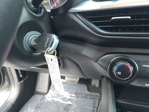 Used 2023 Kia Forte LXS w/ LXS Technology Package image 13