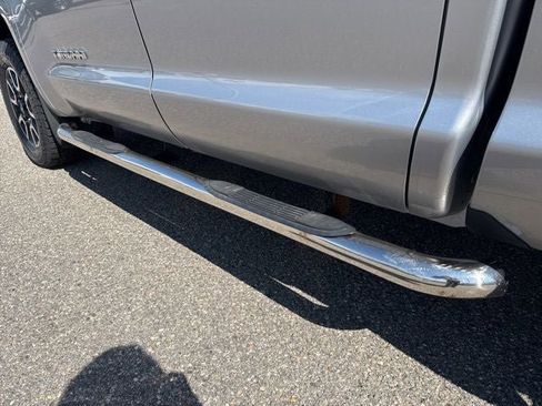 Used 2016 Toyota Tundra SR5 w/ SR5 Upgrade Package image 9