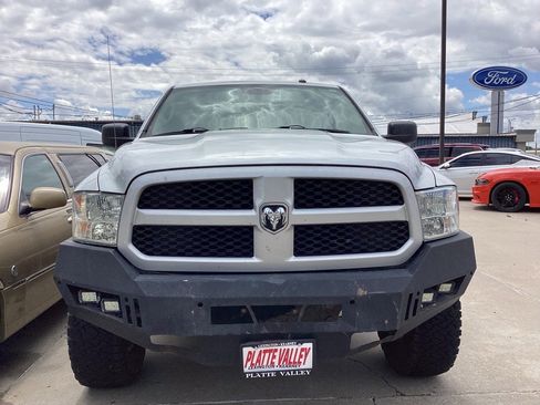 Used 2017 RAM 1500 Express image 4