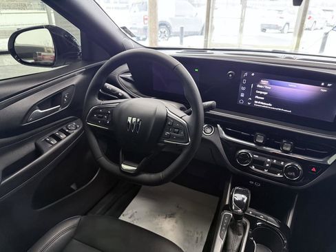 Used 2025 Buick Envista Sport Touring w/ Convenience I Package image 45