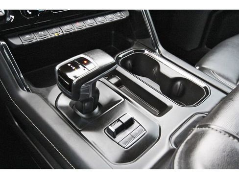 Used 2022 GMC Sierra 1500 AT4X image 28