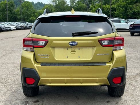 Used 2021 Subaru Crosstrek 2.5i Limited w/ Moonroof Package 2 AWD/4WD image 4
