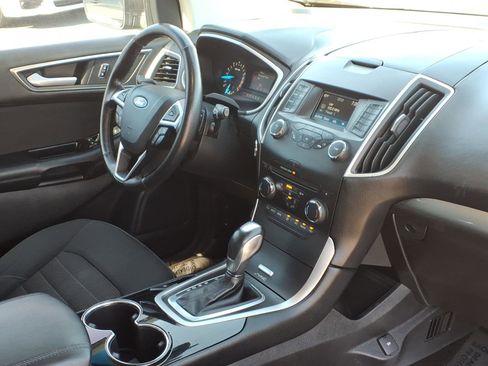Used 2016 Ford Edge SEL image 10