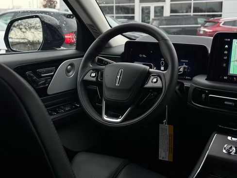 New 2026 Lincoln Aviator Reserve image 31