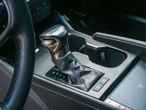 Used 2023 Lexus ES 300h w/ Premium Package FWD image 18