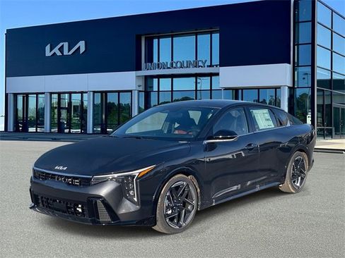 New 2025 Kia K4 GT-Line image 8