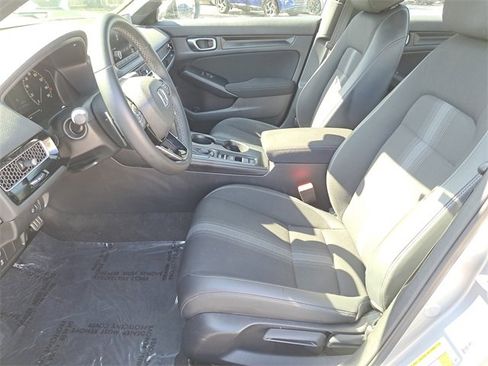 Used 2023 Honda Civic Sport image 17