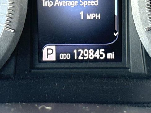 Used 2017 Toyota Sienna XLE FWD image 29