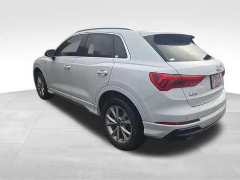 Used 2022 Audi Q3 2.0T Premium Plus w/ Premium Plus Package image 5