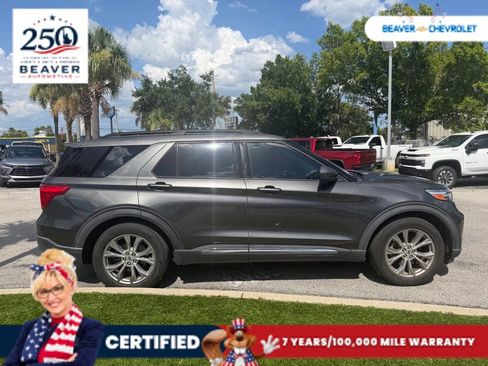 Used 2020 Ford Explorer XLT w/ Equipment Group 202A RWD image 3