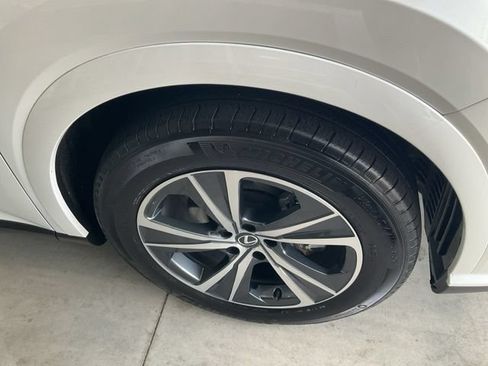 Used 2024 Lexus RX 350h w/ Accessory Package (Z1) AWD/4WD image 30