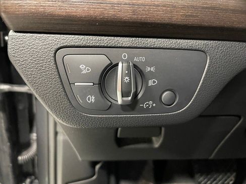 Used 2025 Audi Q5 2.0T Premium Plus image 19