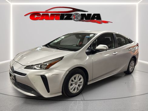 Used 2019 Toyota Prius LE w/ Preferred Accessory Package FWD image 11