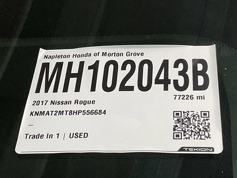 Used 2017 Nissan Rogue SV FWD image 33