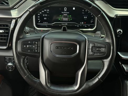 Used 2023 GMC Sierra 1500 Denali Ultimate AWD/4WD image 13