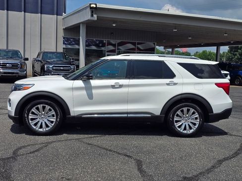Used 2023 Ford Explorer Limited w/ Equipment Group 301A RWD image 23