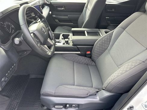 New 2026 Toyota Tundra SR5 image 18