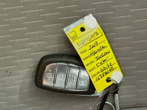 Used 2019 Hyundai Tucson Value FWD image 35