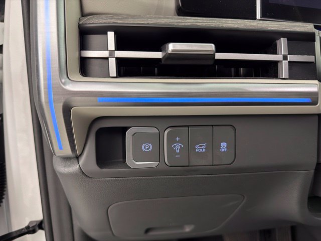 Used 2025 Hyundai Santa Fe Limited FWD image 20
