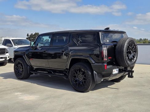 Used 2024 GMC Hummer EV 2X w/ LPO, Sport Package AWD/4WD image 6