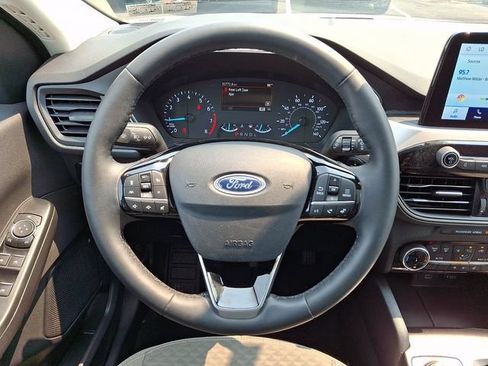 Used 2022 Ford Escape SE w/ SE Sport Appearance Package AWD/4WD image 27