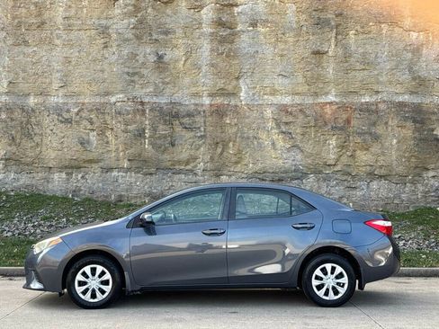 Used 2016 Toyota Corolla image 7