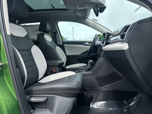 New 2026 Volkswagen Taos SEL AWD/4WD image 15