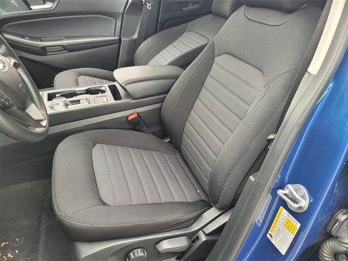 Used 2024 Ford Edge SE w/ Black Appearance Package image 20