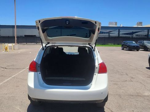 Used 2015 Nissan Rogue S FWD image 11