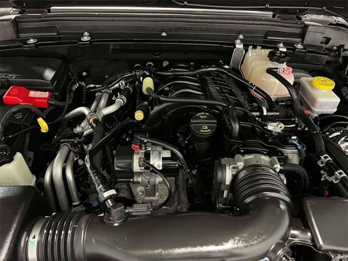 Used 2022 Jeep Wrangler Unlimited Sahara w/ Cold Weather Group image 35