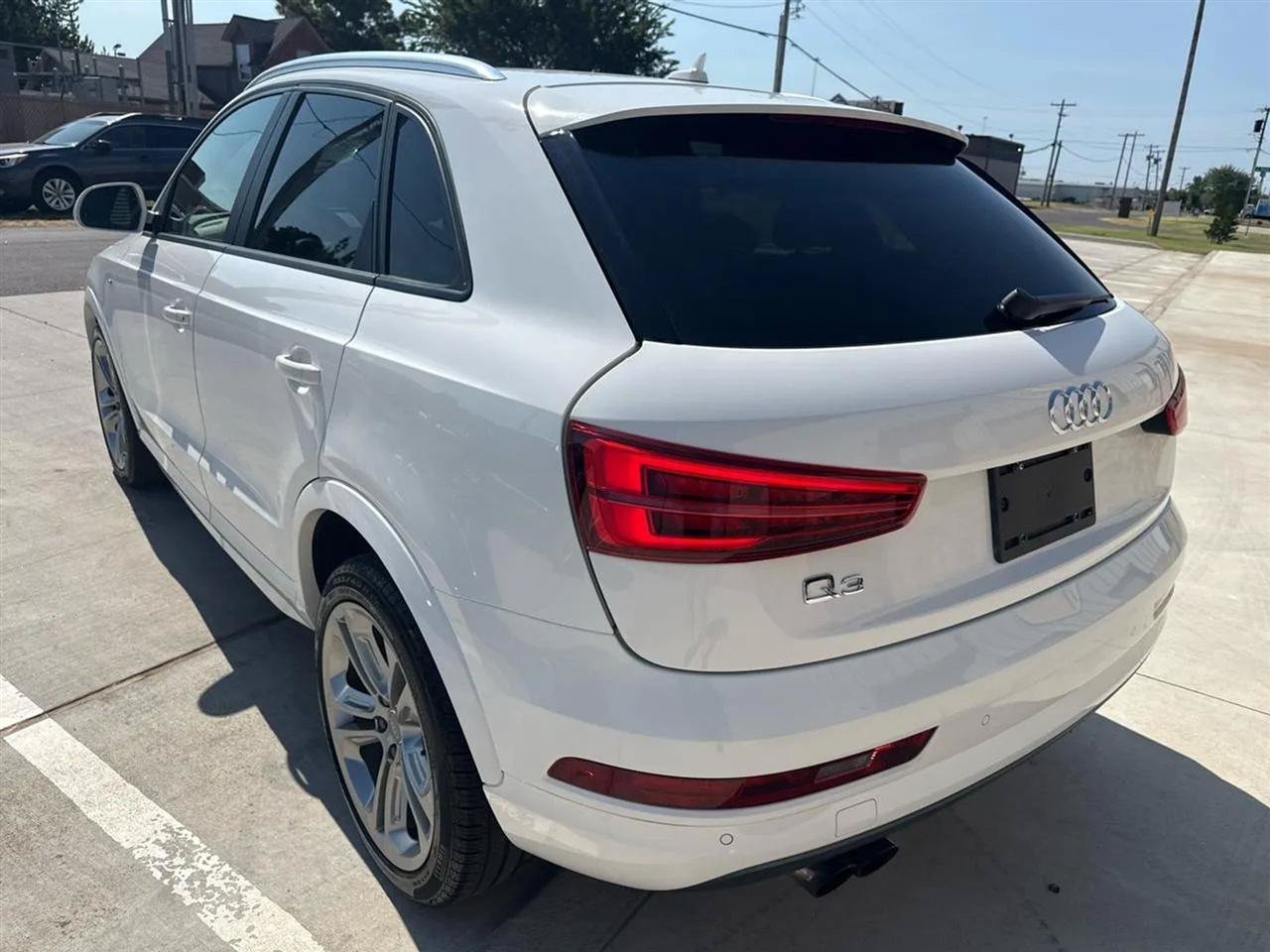 Used 2018 Audi Q3 2.0T Premium w/ Convenience Package FWD image 15