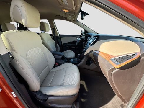 Used 2014 Hyundai Santa Fe Sport w/ Popular Equipment Package 02 image 34