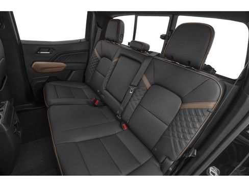 Used 2024 GMC Canyon Denali AWD/4WD image 12