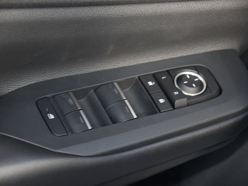 New 2026 Toyota Prius Plug-In Hybrid image 6