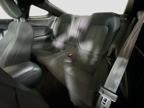 Used 2019 Ford Mustang Coupe image 25