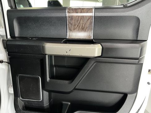 Used 2017 Ford F350 Lariat AWD/4WD image 26
