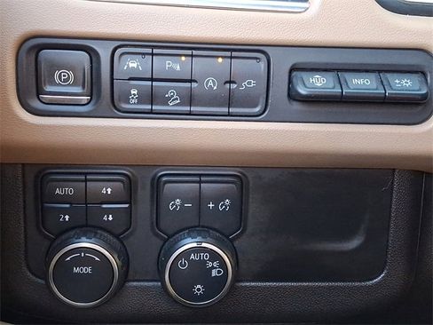 Used 2021 Chevrolet Tahoe Premier image 24