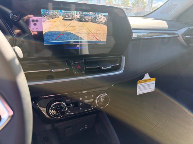 New 2026 Chevrolet TrailBlazer LT w/ Convenience Package FWD image 17