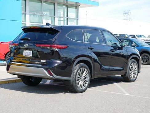 Used 2020 Toyota Highlander Platinum AWD/4WD image 26