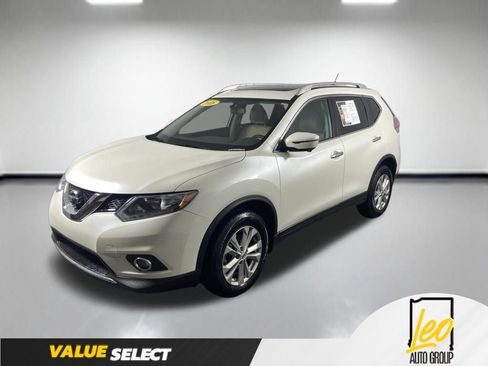 Used 2016 Nissan Rogue SV w/ SV Premium Package AWD/4WD image 1