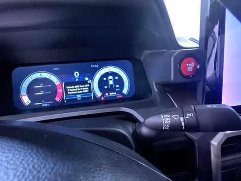 Used 2024 Toyota Tacoma TRD Sport image 19