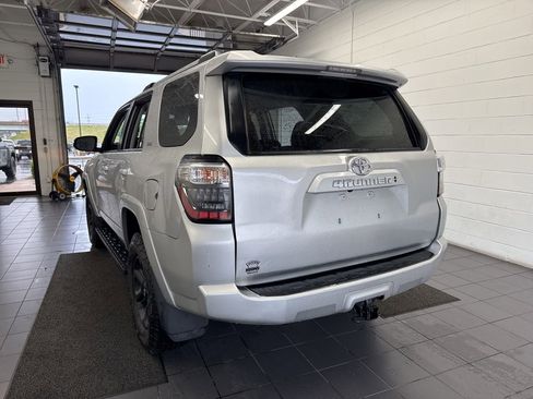 Certified 2024 Toyota 4Runner SR5 Premium AWD/4WD image 6