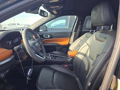 Used 2024 Jeep Compass Limited AWD/4WD image 8